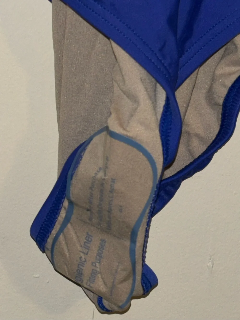 TYR Women's Royal Blue Guard One-Piece Swimsuit Size 28
